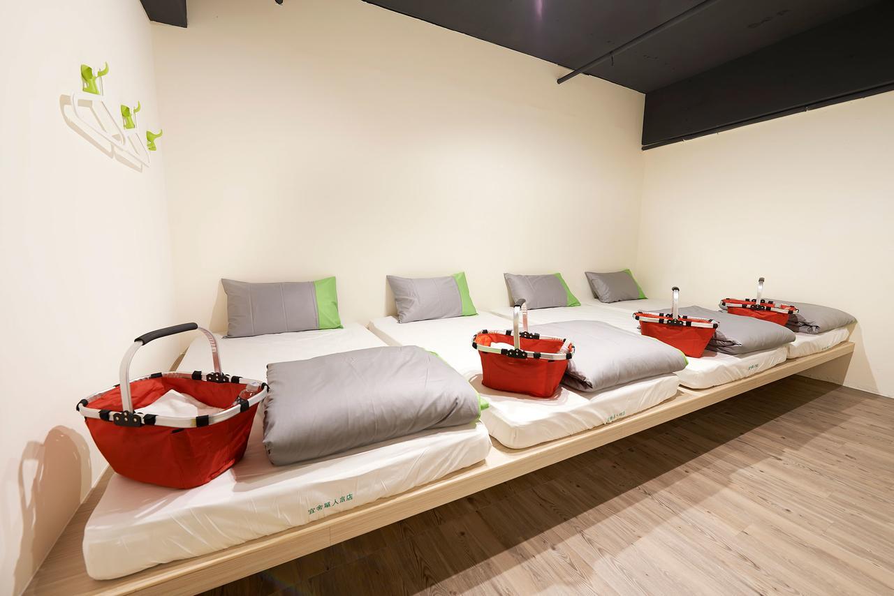 Ease Single Inn Taichung Exteriör bild